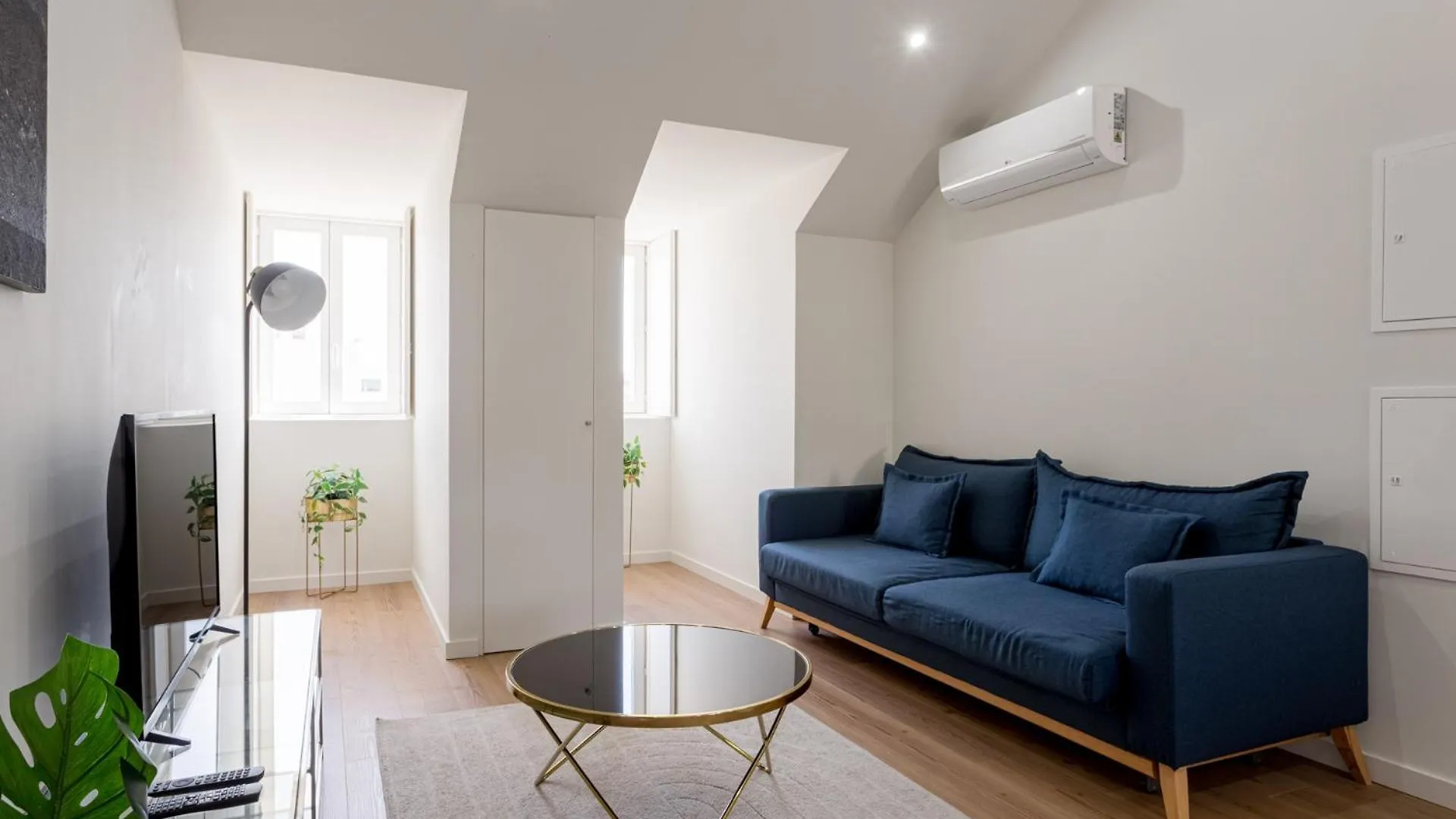 Kontakt z The Explorers Nest - 2Br In Lisbon