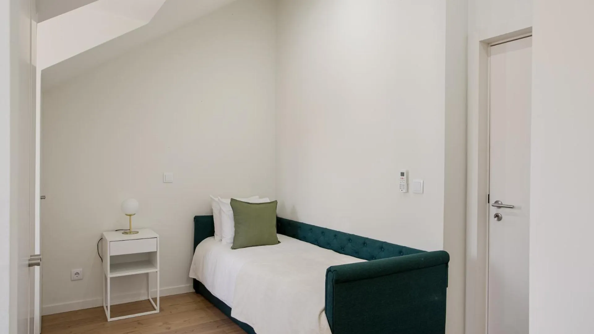 The Explorers Nest - 2Br In 리스본 포르투갈